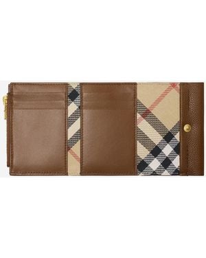 Burberry Cotswolds Leather Wallet & Purses - Brown
