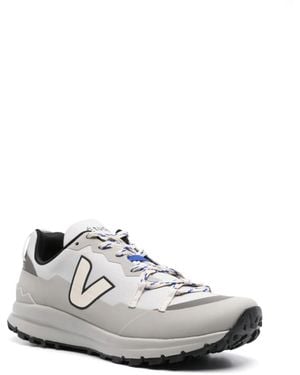 Veja Shark Fitz Roy Trek-Shell Trainers - White