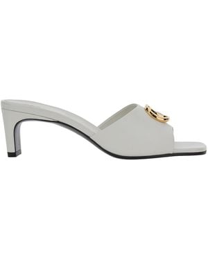 Gucci Leather Heeled Sandals With Gg Plaque - White