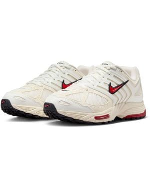 Nike Air Peg 2K5 Trainers - White