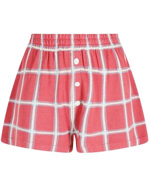 Guest In Residence Guest - Red