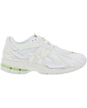 New Balance 1906R Trainer With Mesh Design And Side Logo - White