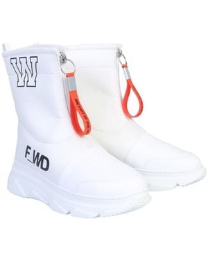 Forward Leather Boot With Rubber Sole - White