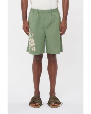 BAZISZT Short Toujours Imprimé Floral Allover Vert - Green