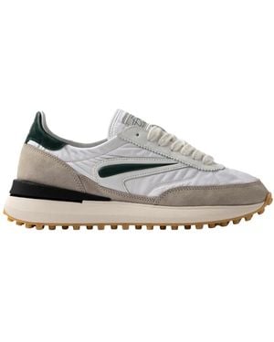 Date Trainers - White