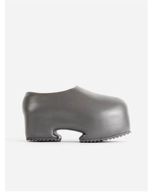 Yume Yume Clog Graphite Sandal - Grey