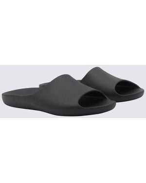 The Row Flats - Black