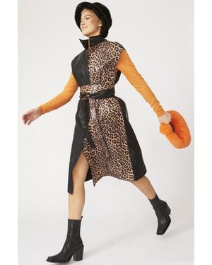 Jayley Leopard Print Maxi Vest With Belt - Black
