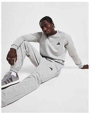 adidas Essential Crew Sweatshirt - Black