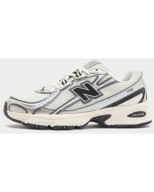 New Balance 740 - Black