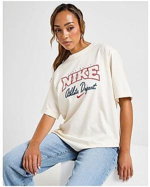 Nike Athletic Graphic T-shirt - Black