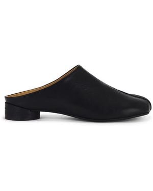 MM6 by Maison Margiela Maison Margiela Tabi Leather Clogs, Brand Size 42 Us - Black