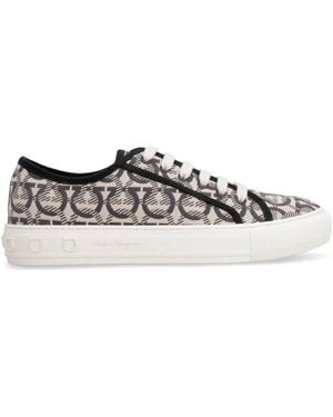 Ferragamo Wimbledon Gancini Low-Top Trainers - Grey