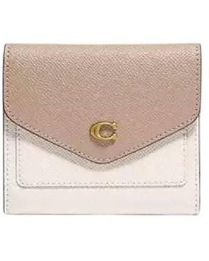 COACH Wyn Small Leather Wallet - Pink