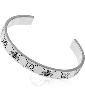 Gucci Gg And Bee Engraved Cuff Bracelet - Metallic