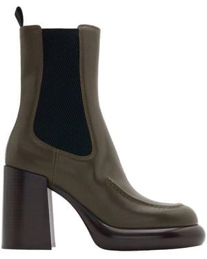 Burberry Leather Wedge Chelsea Boots, Brand Size 38 Us - Black