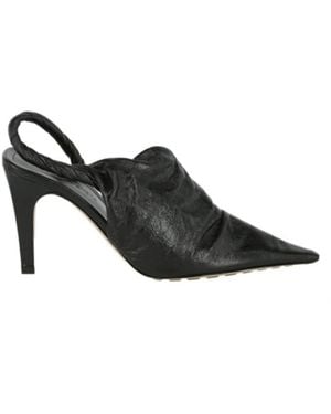 Bottega Veneta Bv Point Leather Court Shoes - Black