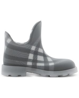 Burberry Check Rubber Marsh Low Boots, Brand Size 36 Us - Gray