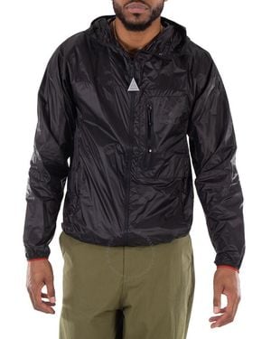Moncler Diadem Hooded Windbreaker, Brand Size 4 - Black