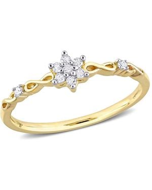 Amour 1/10 Ct Tw Diamond Floral Promise Ring - Metallic