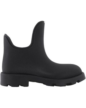 Burberry Marsh Round-Toe Slip-On Ankle Boots, Brand Size 41 (Us - Black