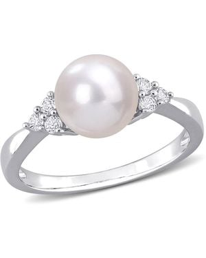 Amour 8-8.5Mm Cultured Freshwater Pearl And 1/4 Ct Tgw Topaz Ring - White
