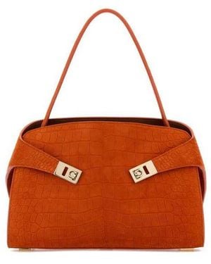 Ferragamo Suede Medium Hug Soft Shoulder Bag Lightsienanaturalerstlightsiena Borse A Mano - Brown