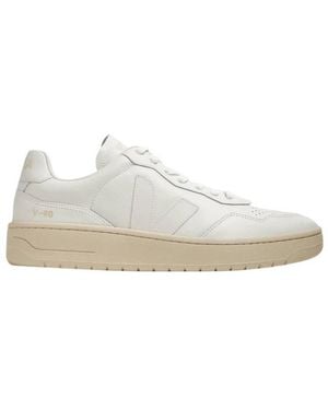 Veja V-90 Organic Leather Trainer, Brand Size 40 Us - White