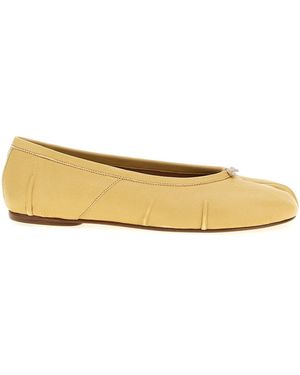 MM6 by Maison Margiela Ballerinas "Tabi New" - Natur