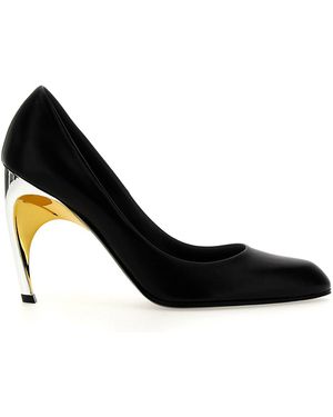 McQueen Mini Décolletage Armadillo Court Shoes - Black