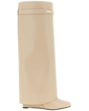 Givenchy Lederstiefel Mit Metallplakette - Natur