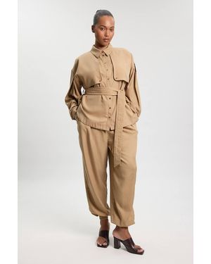 Karen Millen Plus Size Cupro Utility Twill Woven Trouser - Natural
