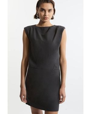 Karen Millen Tailored Pleat Neck Pocket Detail Midi Dress - Black