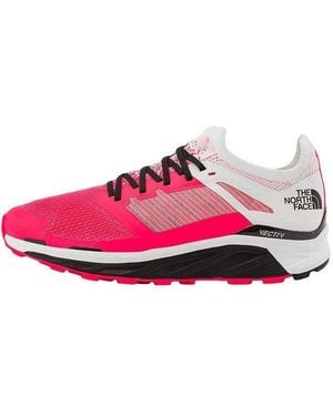 The North Face (Wmns) Flight Vectiv Low Top Trainers With Brilliant Coral' - Pink