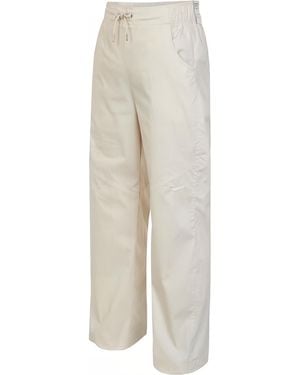 Nike (Wmns) Sportswear Essentials Woven High-Rise Trousers - Natural