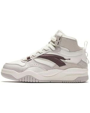 Anta (Wmns) Slam High - White
