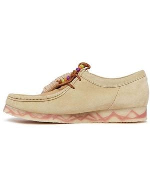 Clarks (Wmns) X Aries Wallabee 'Maple Combination' - Natural