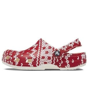 Crocs™ (Wmns) Classic Holiday Jumper Graphic - Red