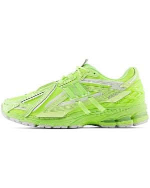New Balance 1906A 'Neon Mint Flash' - Green