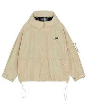 New Balance (Wmns) Logo Printing Woven Hooded Track Jacket - Natural
