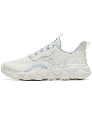 Anta (Wmns) Fluffy - White