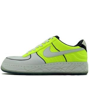 Nike Logo Perforated Toe-Box Trainers - Green