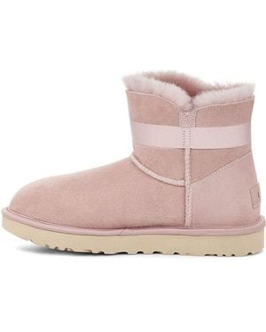 UGG (Wmns) Karlie Brooch 'Pale' - Pink