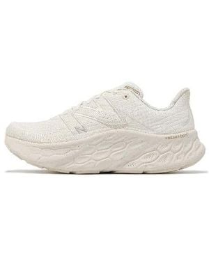 New Balance Fresh Foam X More V4 - White