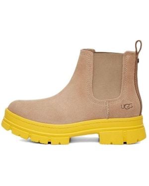 UGG (Wmns) Ashton Chelsea Boot 'Sand' - Yellow