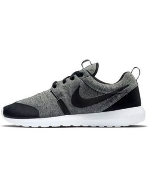 Nike Roshe Run 'Fleece' - Black