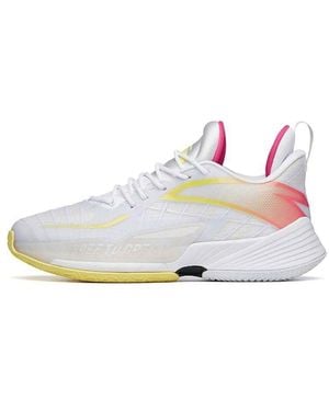 Anta (Wmns) Light Crazy 3 - White