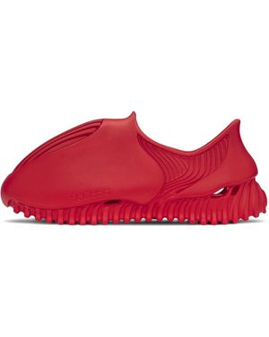 GENEGG Foam Runner Whale 'Ruby' - Red