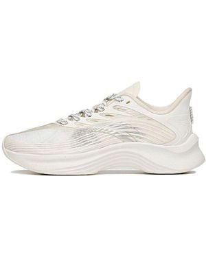 Anta (Wmns) Flash - White