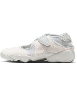 Nike Air Rift Ip Sneaker - White
